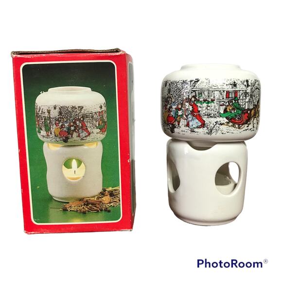 3/$20 Potpourri Press VTG Christmas Villagers Carolers Room Scenter Tea Light - Picture 1 of 10